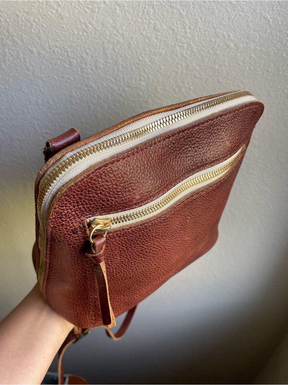 PORTLAND LEATHER GOODS Luna Crossbody Bag Brown Pebbled Leather Medium Zip Top - Picture 9 of 11